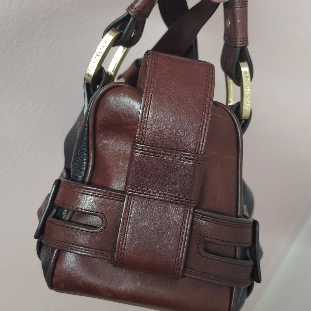 Michael Kors Vintage Purse - Picture 5 of 10